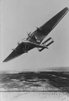 Lufthansa Prints: Junkers G 38 Lufthansa, flying