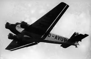 Ju52 Prints: Junkers Ju 52 3m -Lufthansa, flying