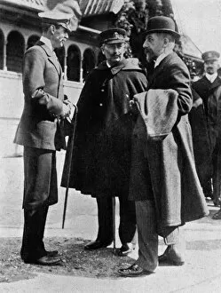 Images Dated 25th August 2011: Kaiser Wilhelm II with King Haakon of Norway