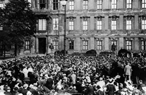 Mobilisation Prints: Kaiser Wilhelm II on palace balcony, Berlin, WW1