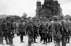 Crosses Collection: Kaiser Wilhelm II presenting medals, Warsaw, WW1