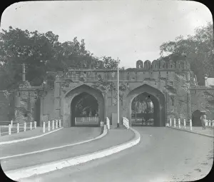 Kashmir Gate, Delhi
