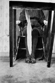 Images Dated 16th August 2017: Kathleen Goligher lifts a table
