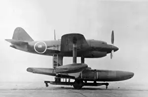 Handful Prints: Kawanishi N1K1 Kyofo Rex -first flown in May 1942