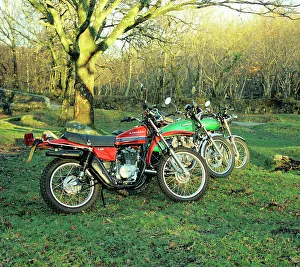 Kawasaki KH 400 motorbike