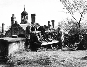 Images Dated 12th March 2012: Keele Univ Outside 1950S