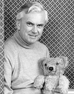 Bear Collection: Kenneth Kendall