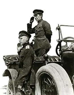 Kerensky Prints: Kerensky / Saluting / 1917