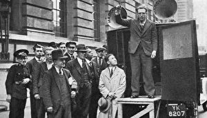 Mosley Gallery: Kid Lewis canvassing as a candidate for Mosleys New Party