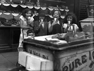 Kids Eating Ice Cream