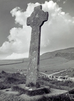 Images Dated 13th May 2011: Kilchoman Cross