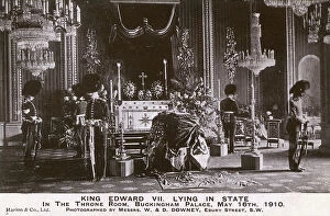 Solemn Collection: King Edward VII lying in state, Buckingham Palace, London