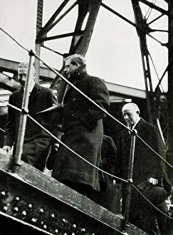 King Edward VIII visiting RMS Queen Mary at Glasgow