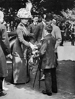 Shaking Prints: King George V, Queen Mary & crippled boy in Yorkshire