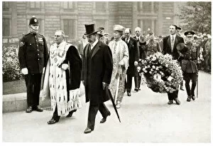 King George V and Queen Mary at Glasgow Cenotaph