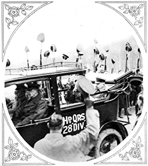 Images Dated 2nd January 2005: King George V visiting his soldiers at Winchester