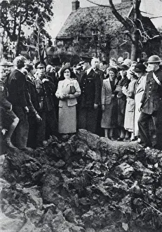 Edge Prints: King George VI and Queen Elizabeth watching an air battle while visiting bombed areas in London