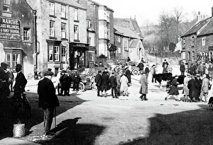 Kirbymoorside Prints: Kirbymoorside Market Day probably 1920s
