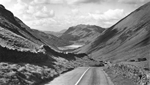 Images Dated 21st March 2016: Kirkstone Pass and Brothers Water, Windermere, Cumbria