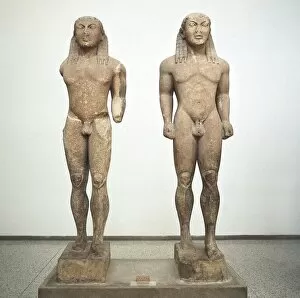 Images Dated 5th October 2011: Kleobis and Biton Kouros