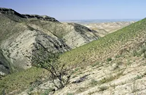 Karakum Prints: Kopetdag Mountains Range - a view into Karakum