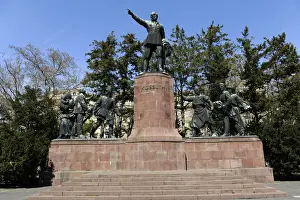 Kossuth Memorial, 1952. By Zsigmond Kisfaludi Strobl (1884-1