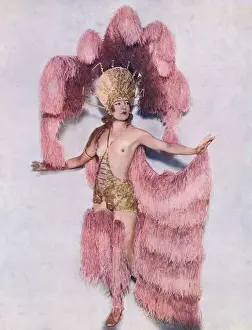 Femmes Prints: La Belle Chrysis in La Grande Revue Femmes et Sport