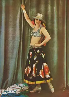 La Belle Gaby Debirac in Palace Aux Nues, Palace Theatre, Pa