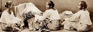 Ladies in Ceylon / Sri Lanka making lace, early 1900s