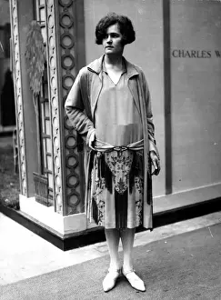 Slung Prints: Ladies daywear, 1927