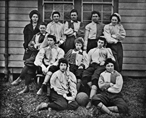 Images Dated 12th April 2012: Ladies Football, 1895: the South Team