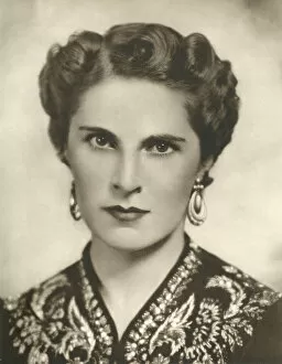 Images Dated 31st May 2019: Lady Alexandra Haig, 1938