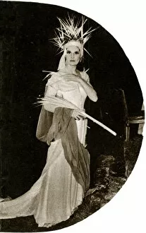 Beaton Gallery: Lady Alexandra Haig as Ceres