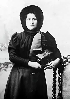 Concertina Prints: Lady with concertina, Victorian period