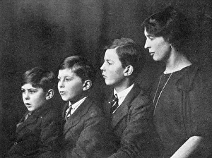 Secretary Gallery: Lady Cynthia Colville with David, Philip and Jock