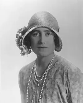 Lady Elizabeth Bowes-Lyon, Duchess of York