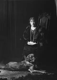Lady Elizabeth Bowes-Lyon, Duchess of York