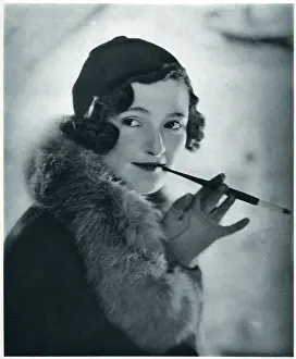 Gloves Prints: Lady Flavia Giffard by Madame Yevonde