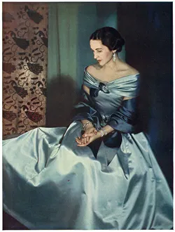 Images Dated 18th October 2019: Lady Pamela Berry