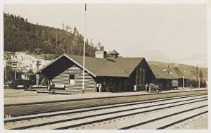Images Dated 29th November 2018: Lake Louise railroad depot, Alberta, Canada