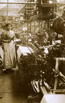 Images Dated 30th May 2018: Lancashire, England - Textile Cotton Mill worker and looms
