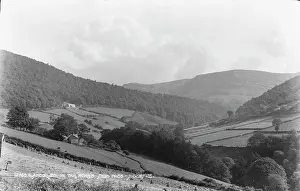 Horseshoe Prints: Langollen in the Horseshoe Pass