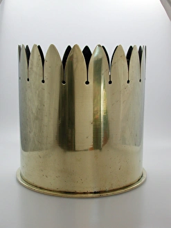 Jardiniere Gallery: Large German Howitzer shell-case in form of a jardiniere