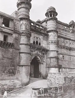 Late 19th century photograph: Entrance to the fort, Gwalior, India Late 19th century photograph: Entrance to the fort, Gwalior, India