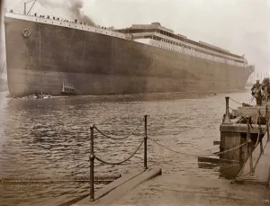 Largest Gallery: Launch of the Titanic