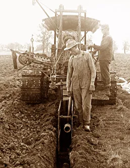 Laying drainage tiles Wisconsin USA early 1900s