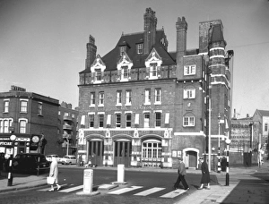 Images Dated 31st May 1960: LCC-LFB Bethnal Green fire station, East London