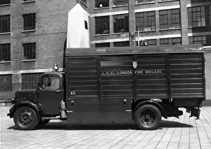 Deptford Prints: LCC-LFB bulk foam carrier, Deptford fire station