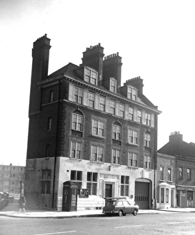 Images Dated 1st December 2011: LCC-LFB Burdett Road fire station, East London