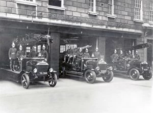 Cannon Collection: LCC-LFB Cannon Street fire station, City of London